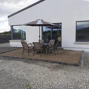 https://stable-hill-house.hotel-killarney.com