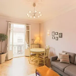 https://appartement-carre-dor-nice.fr-provencehotel.com
