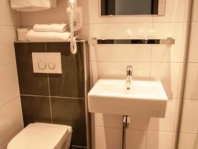 Dutch Design Hotel Vondelpark Amsterdam 3*,  Netherlands
