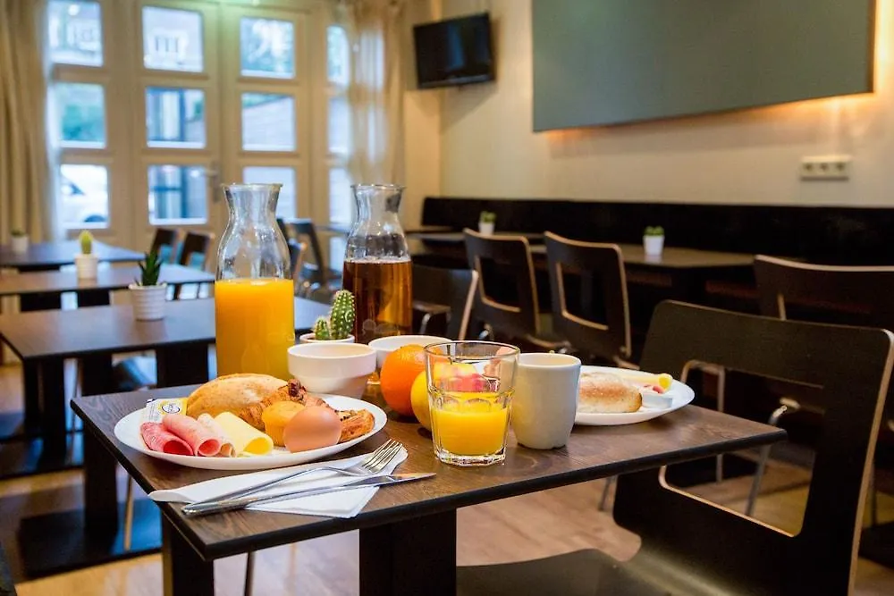 Dutch Design Hotel Vondelpark Amsterdam