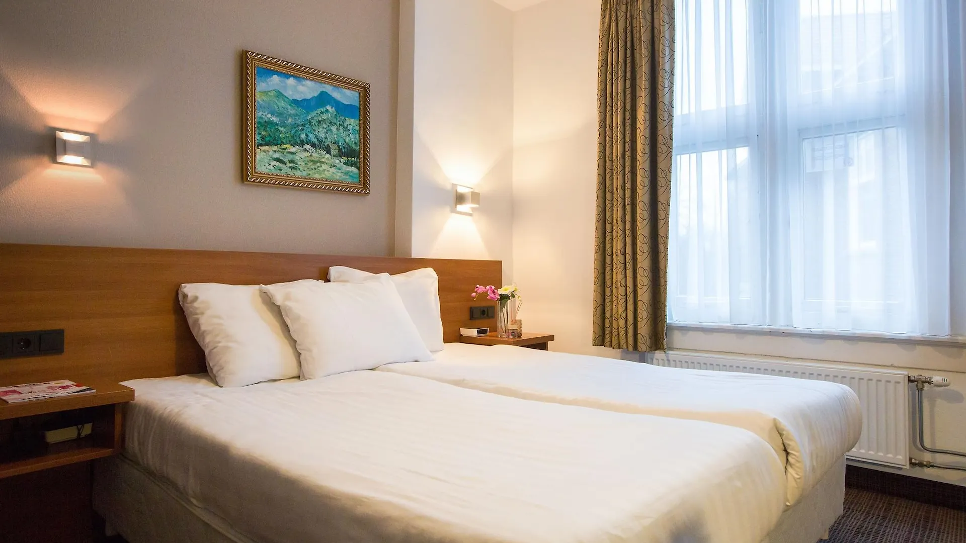 Dutch Design Hotel Vondelpark Amsterdam